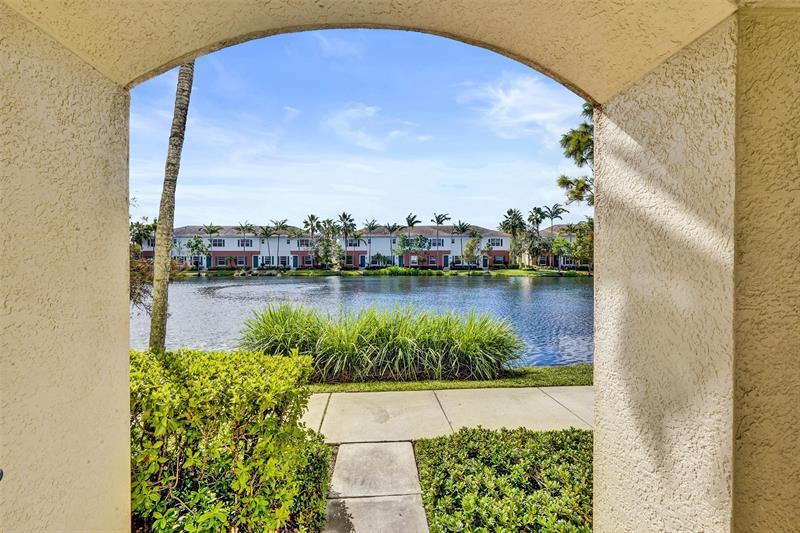 Foto principal - 228 SW 6th Ct
