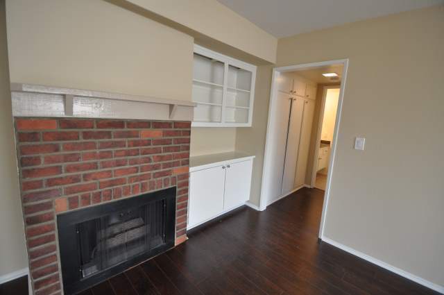 Building Photo - 5617 Woodman Ave