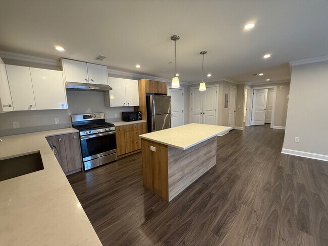 Foto del edificio - 918 Providence Hwy