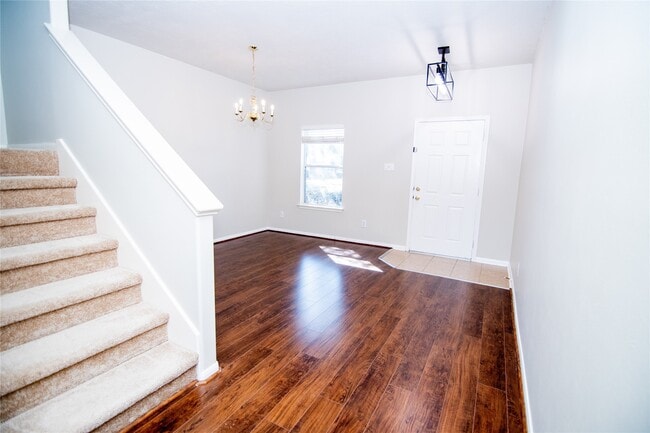 Foto del edificio - 25914 Chapman Falls Dr