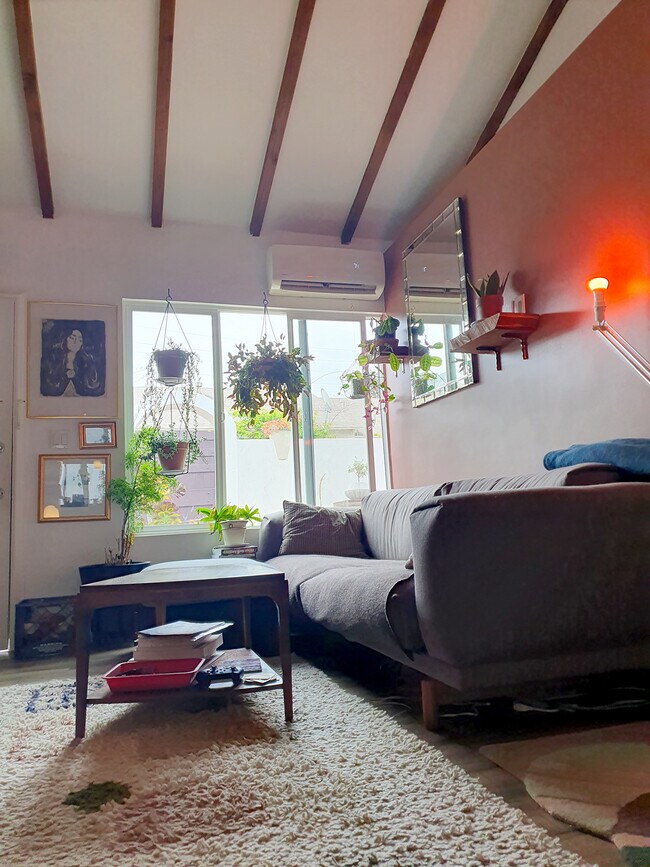 Foto del edificio - 2457 Oak St