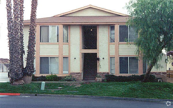 Primary Photo - 28735 Calle Del Lago
