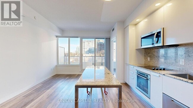 Photo du bâtiment - 75 Canterbury Pl