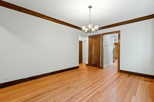Foto del edificio - 5851 N Virginia Ave