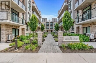 Building Photo - 861 Sheppard Ave W