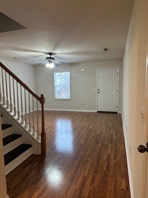 Foto principal - 8701 Mowbray Way