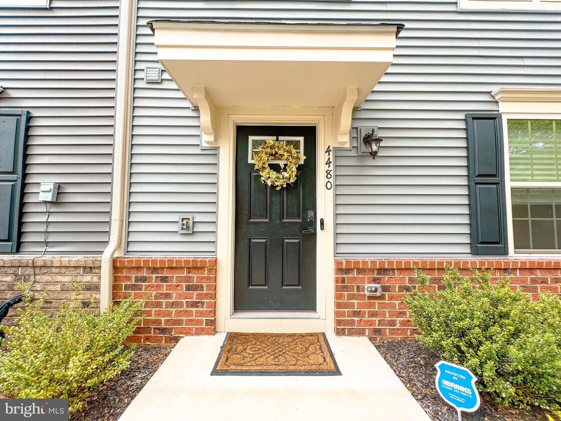 4480 Commons Dr, Annandale, VA 22003 Townhome Rentals in Annandale VA