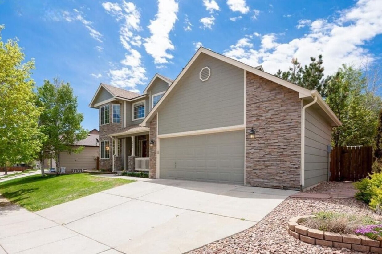 Foto principal - 4880 Poleplant Dr