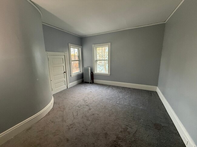 Building Photo - 5 Lothrop St