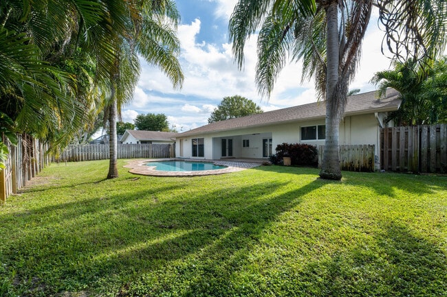 Foto del edificio - 4695 Brandywine Dr