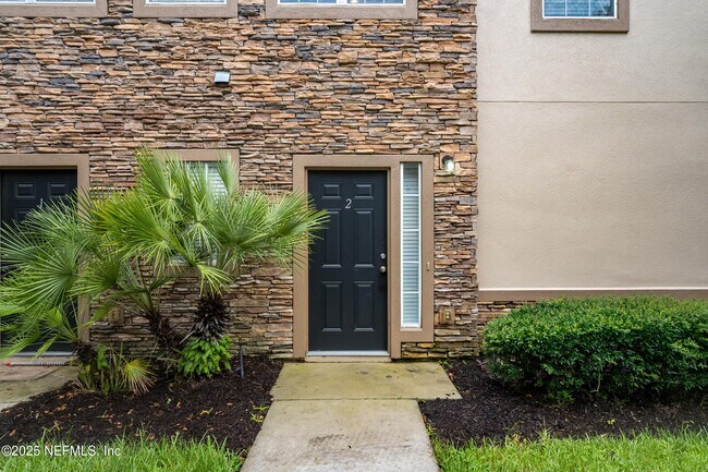 Foto del edificio - 7229 Deerfoot Cir