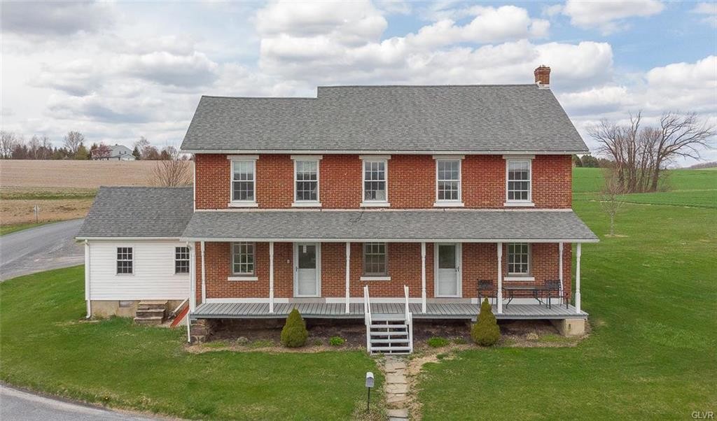 Foto principal - 4850 Washington St