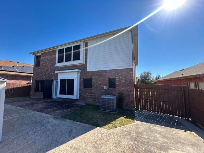 Building Photo - 6547 Portside Ridge Ln