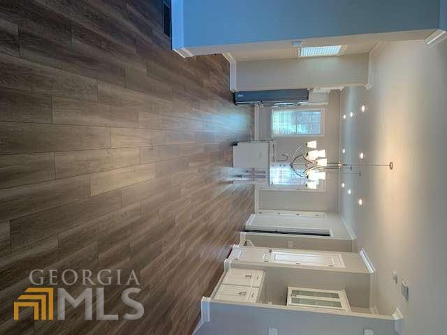 Foto del edificio - 5051 Pinckney Ln