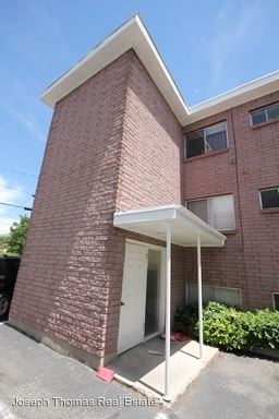 Building Photo - 353 E 300 N