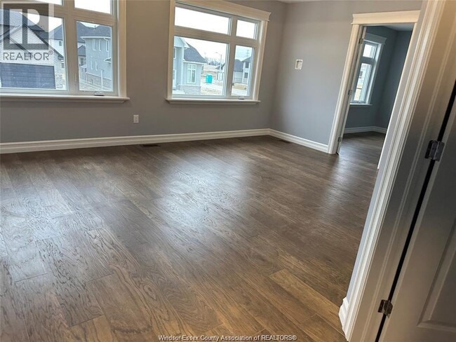 Building Photo - 4432 Belmont Ave