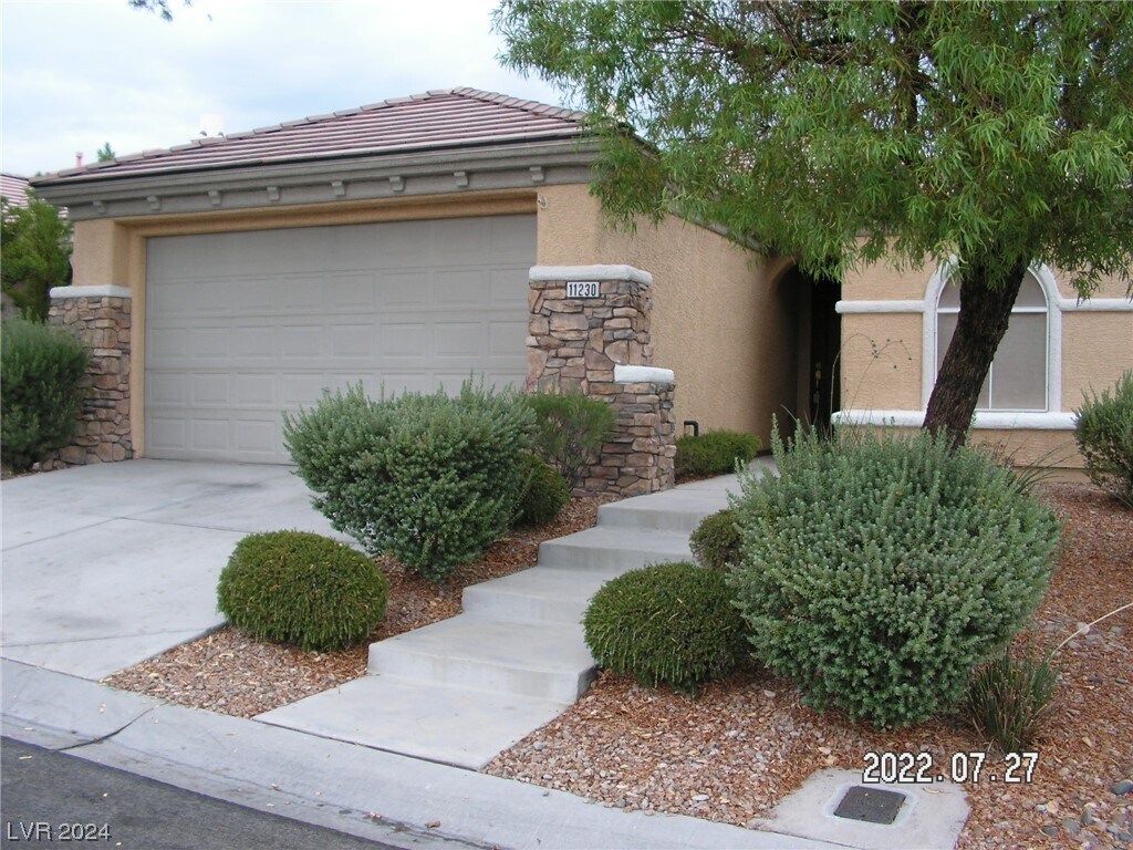 Primary Photo - 11230 Revelry Ln