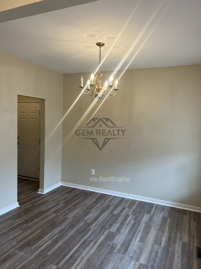 Building Photo - 6507 Hot Spring Ln