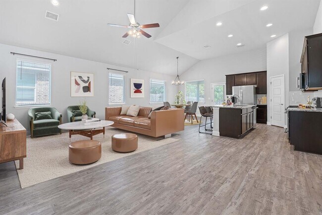 Foto del edificio - 9213 Margaret Jewel Ln