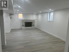 Building Photo - 9 Jasper Dr