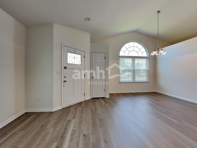 Building Photo - 6158 Glennsbury Ct