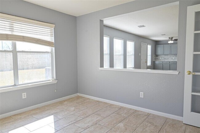 Building Photo - 16011 Crooked Arrow Dr