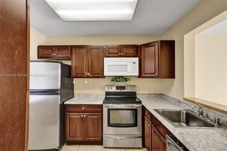 Building Photo - 8720 N Sherman Cir