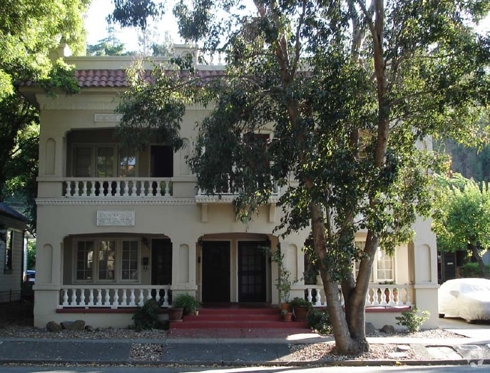 Building Photo - 1112 Alhambra Ave