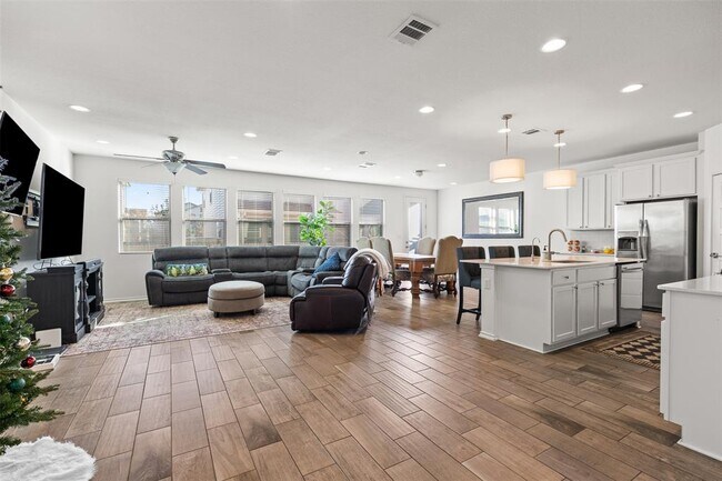 Foto del edificio - 9107 Moonstone Dr