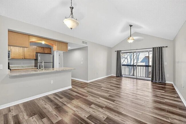 Building Photo - 2500 Winding Creek Blvd