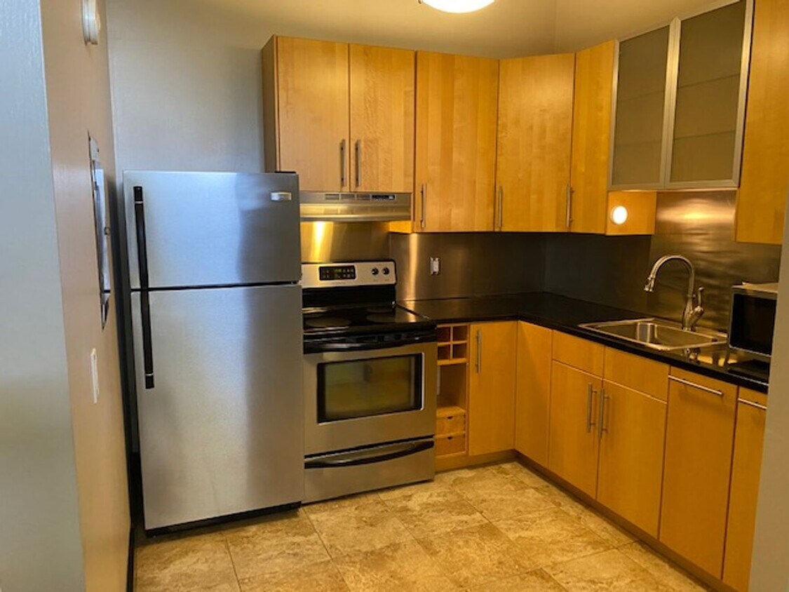 Foto principal - Walking distance to downtown Franklin and ...