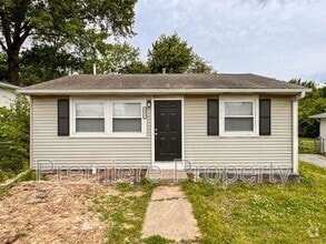 Building Photo - 4412 N Virginia Ave