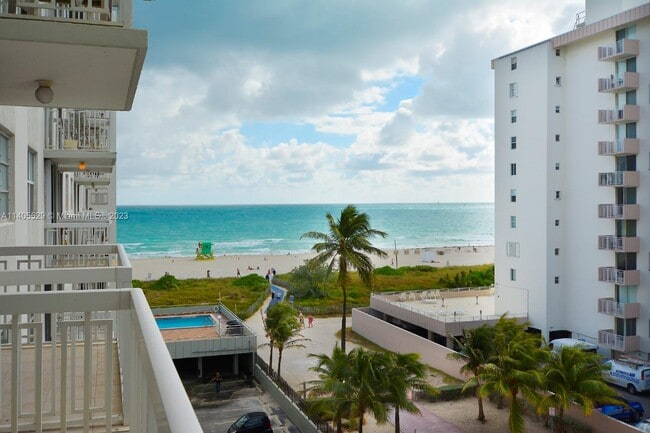 Building Photo - 401 Ocean Dr