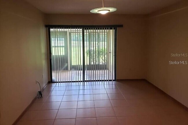Foto del edificio - 463 Prestwick Pl