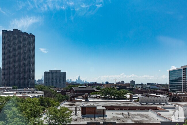 Foto del edificio - 3900 N Pine Grove Ave