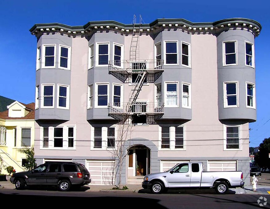Building Photo - 1600-1610 Anza St