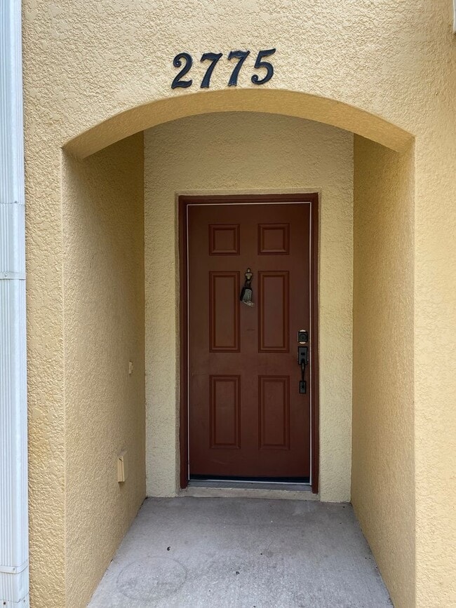 Building Photo - Condo for rent