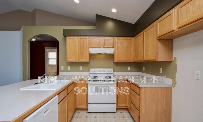 Foto del edificio - 815 S Pawnee Ave