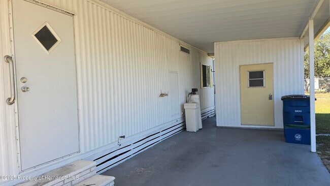 Building Photo - 8229 Green Ct