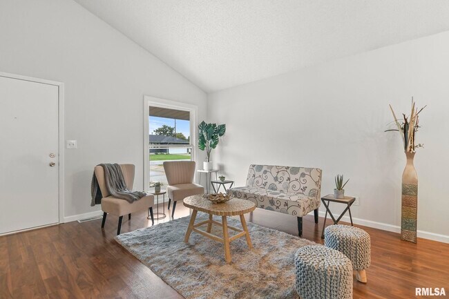 Foto del edificio - 505 Magnolia Dr