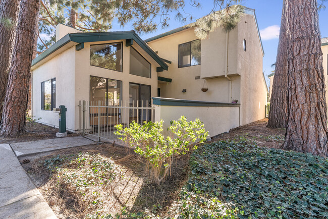 Building Photo - 909 Ironwood Rd