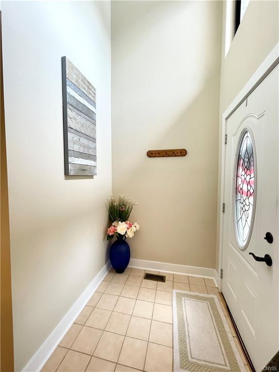 8423 Bubbling Springs Dr, Baldwinsville, NY 13027 Townhouse for Rent