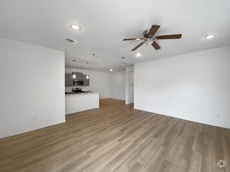 Building Photo - 5537 Itasca St