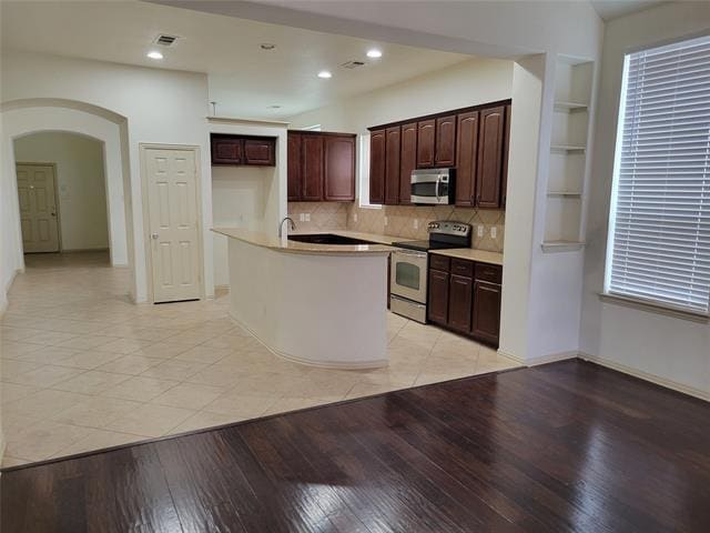 Building Photo - 508 Hummingbird Dr