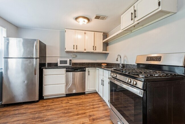Foto del edificio - 3433 N Paulina St