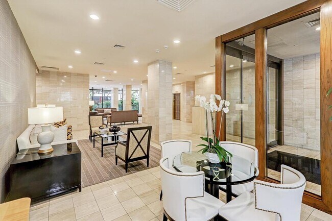 Foto del edificio - 3310 Timmons Ln