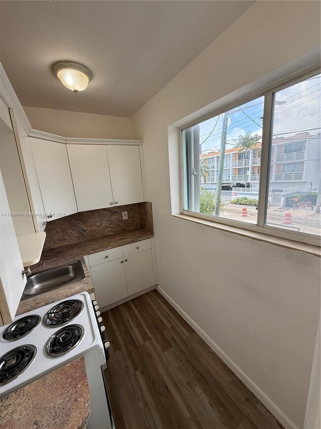 Foto del edificio - 469 SW 3rd St