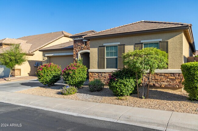 Building Photo - 7973 W Spur Dr
