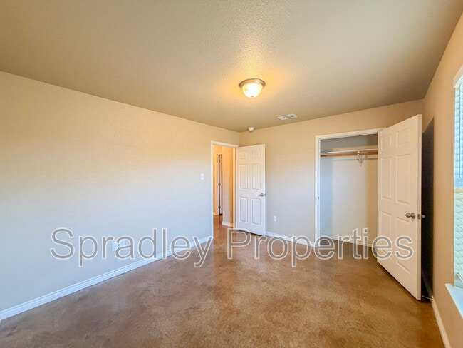Building Photo - 1538 Brady Way