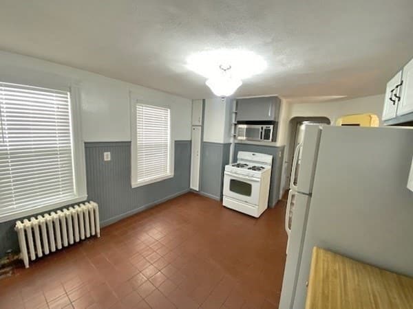 Building Photo - 369 Savin Hill Ave